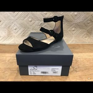 Ann Taylor Ivette Mary Jane Flat